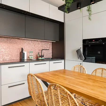 Apartment Praga Poludnie Chic *