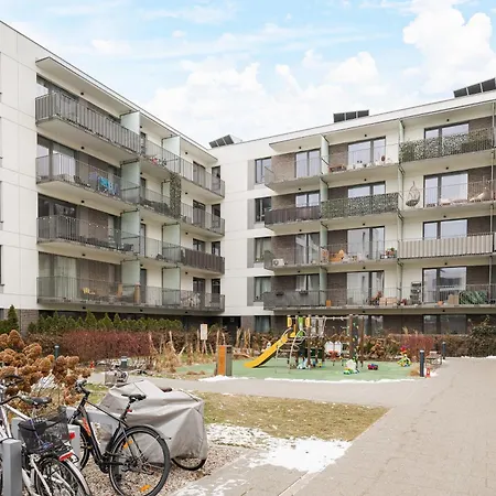 Praga Poludnie Chic By Bookinghost