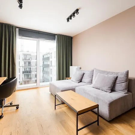 Praga Poludnie Chic By Bookinghost * Varsóvia