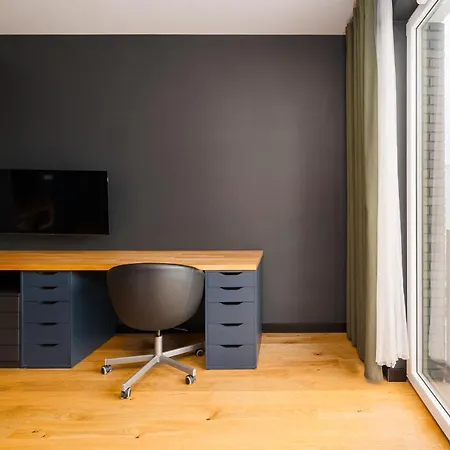 Praga Poludnie Chic By Bookinghost * Varsóvia